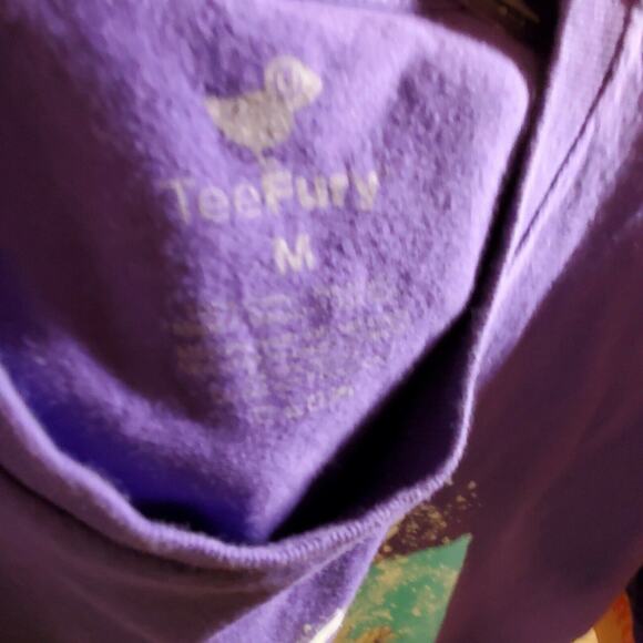 Tee Fury Purple Frozen Elsa Let it Go T-Shirt Tee Sz M Arendelle Royal Committee - Picture 6 of 7